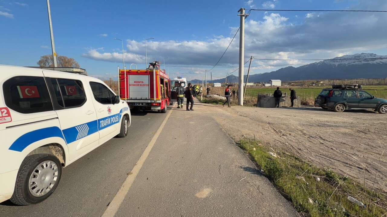 Konya’da otomobil bu hale geldi! 1 ölü, 1 yaralı var 20